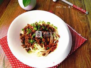 肉臊子面的做法步骤:8