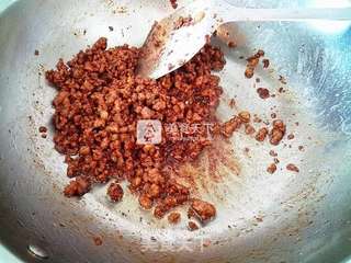 肉臊子面的做法步骤:5