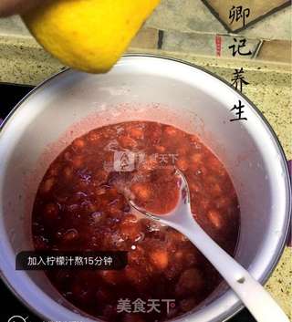 草莓果酱的做法步骤:6
