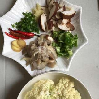干锅花菜的做法步骤:2