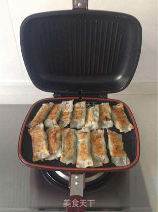煎饺，锅贴（仿四海游龙）的做法步骤：2