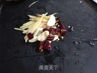 酱爆螺蛳的做法步骤:2