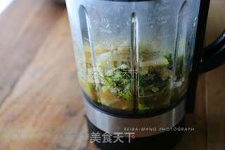 西兰花培根奶油浓汤的做法步骤:9