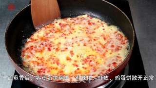 味美爽脆的【笋瓜炒鸡蛋】怎样做？的做法步骤：3