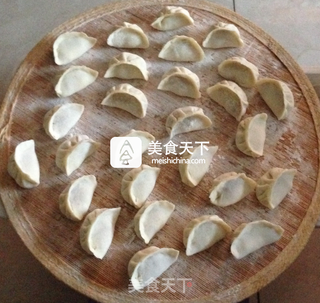 手工锅贴的做法步骤:4