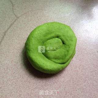 菠菜肉松煎饼的做法步骤：8