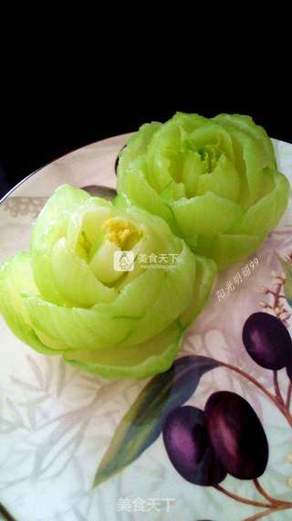 翡翠玫瑰花【上海青盘饰点缀】的做法步骤:9