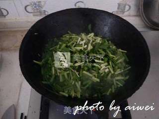 韭菜炒小河虾的做法步骤:6