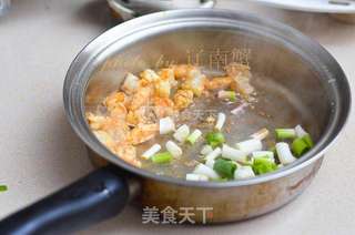 蒜苗虾仁的做法步骤:4
