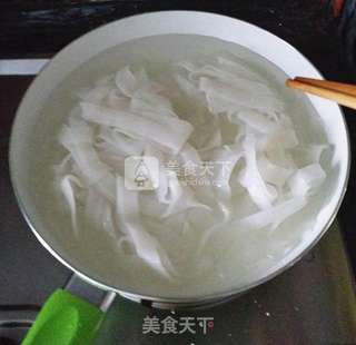 韩式酱拌粉条的做法步骤:2