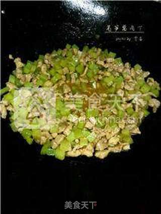 【沙茶美食】莴笋酱肉丁的做法步骤:9