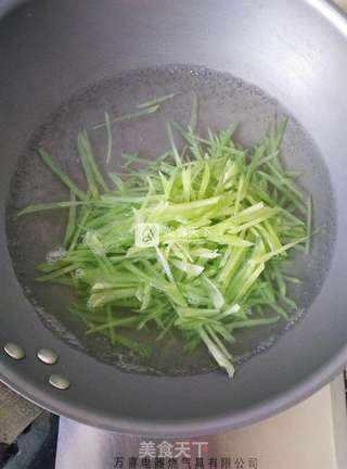 葱油莴笋丝的做法步骤:3
