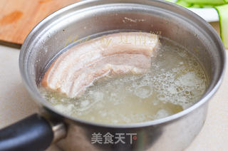 蒜泥白肉的做法步骤:3