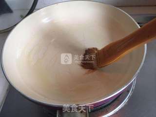 咖喱牛肉蛋包饭的做法步骤:3