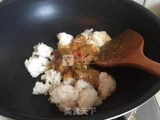咖喱牛肉蛋包饭的做法步骤:5