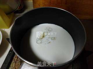 【草莓夏洛特蛋糕】的做法步骤:16
