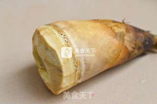 春笋五花肉的做法步骤:2