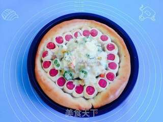 火腿花边肉丁披萨的做法步骤:8