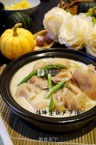 #再见渣难-九阳破壁豆浆机#猪蹄莲藕芦笋汤的做法步骤：9