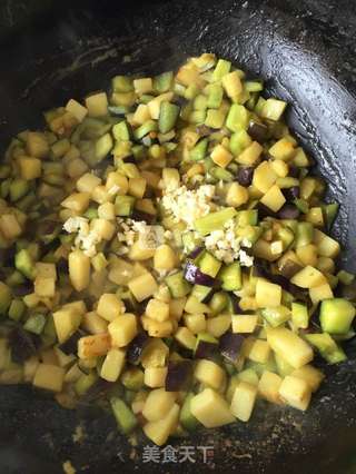 土豆炖茄子_土豆茄子泥的做法步骤:8