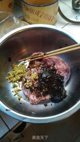 北京牛肉葱香馅饼的做法步骤:4
