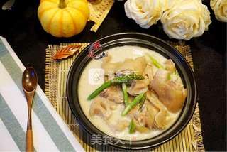 #再见渣难-九阳破壁豆浆机#猪蹄莲藕芦笋汤的做法步骤：8