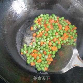 为了孩子偶尔折腾折腾——菠萝饭的做法步骤:4