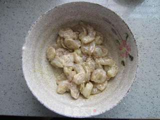 蒜苔滑虾仁的做法步骤:6