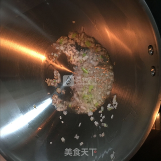 小朋友最爱的彩色炒饭的做法步骤:4