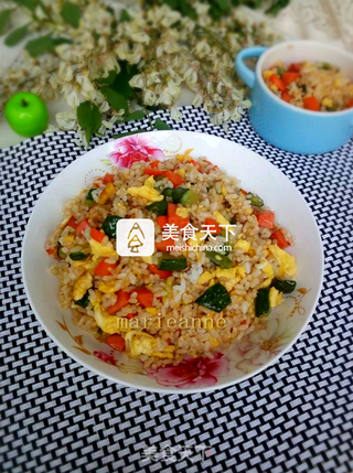 黄瓜火腿蛋炒饭的做法步骤:11
