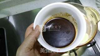 黑胡椒三彩鱿鱼圈的做法步骤:4