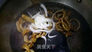 黑胡椒三彩鱿鱼圈的做法步骤：11