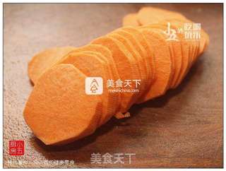#ACA烘焙明星大赛#烤红薯片:纯天然的健康零食的做法步骤:2