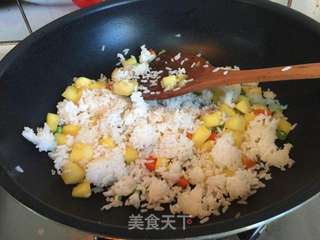 #ACA烘焙明星大赛#凤梨虾仁焗饭的做法步骤:5