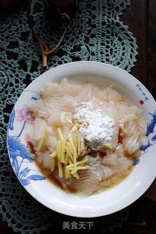 茄汁龙利鱼的做法步骤:2