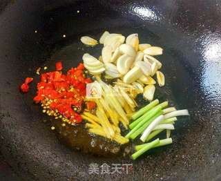 干锅香辣厄瓜多尔虾 南美白对虾的做法步骤：6