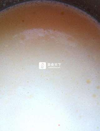 ＃ACA烘焙明星大赛＃海绵宝宝黄桃班戟的做法步骤：2