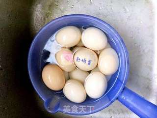 应应节气—来一锅飘香四溢的茶叶蛋儿的做法步骤:3