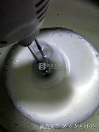 #ACA烘焙明星大赛#抹茶戚风蛋糕的做法步骤:7