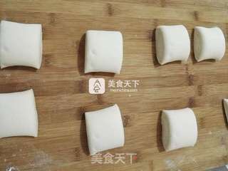 #ACA烘焙明星大赛#椒盐花卷的做法步骤：7