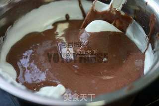 #ACA烘焙明星大赛#可可果酱戚风蛋糕卷的做法步骤:8