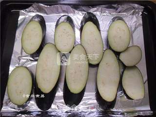 #ACA烘焙明星大赛#蒜蓉烤茄子的做法步骤:3