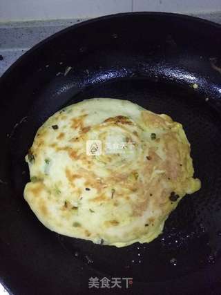 鸡蛋灌饼的做法步骤:13
