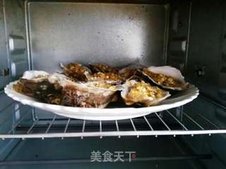 #ACA烘焙明星大赛#蒜香烤生蚝的做法步骤:4