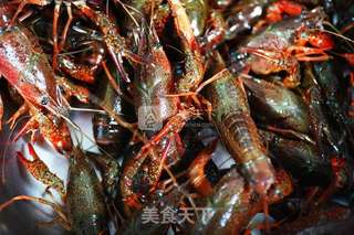 麻辣十三香小龙虾的做法步骤:2