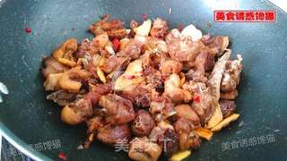 黄焖鸭的做法步骤:6