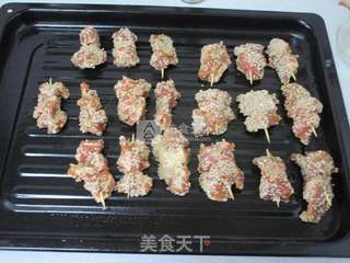 #ACA烘焙明星大赛#芝麻牙签牛肉的做法步骤:5