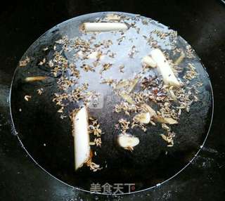 五香熏鲅鱼的做法步骤:5