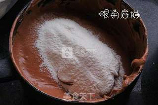 #ACA烘焙明星大赛#巧克力草莓蛋糕的做法步骤:4