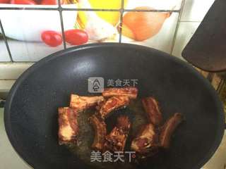 排骨洋葱焖饭的做法步骤:6